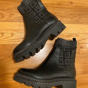 GUESS Boots Size 10